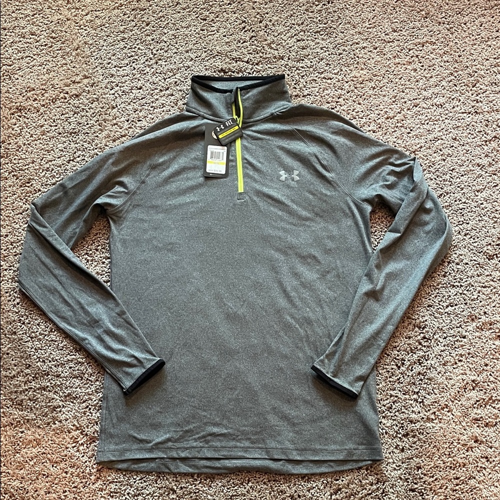 NWT Under Armour Gray Long Sleeve Pullover size medium
